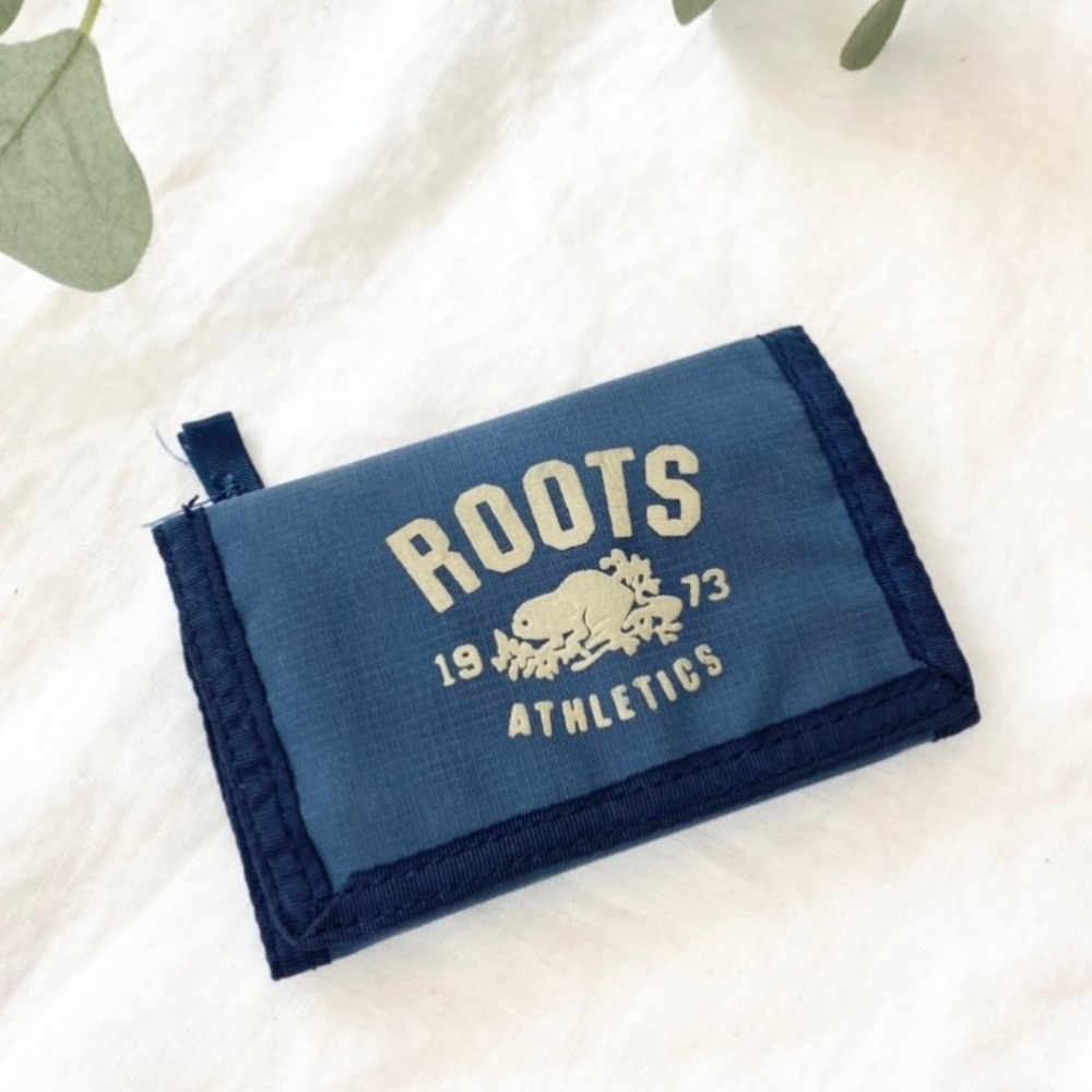 Rear Roots Valero Wallet